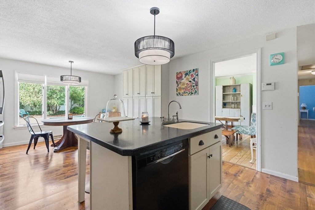 169 Sandtrap Way, Chicopee, MA Photo #13