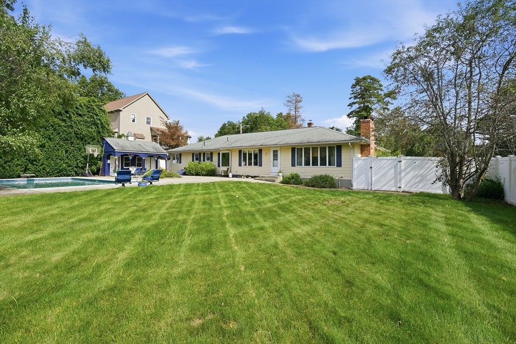 169 Sandtrap Way, Chicopee, MA Photo #42