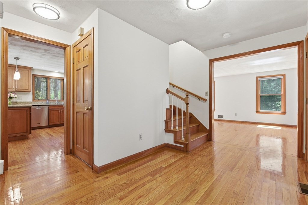 9 Olde Farm Lane