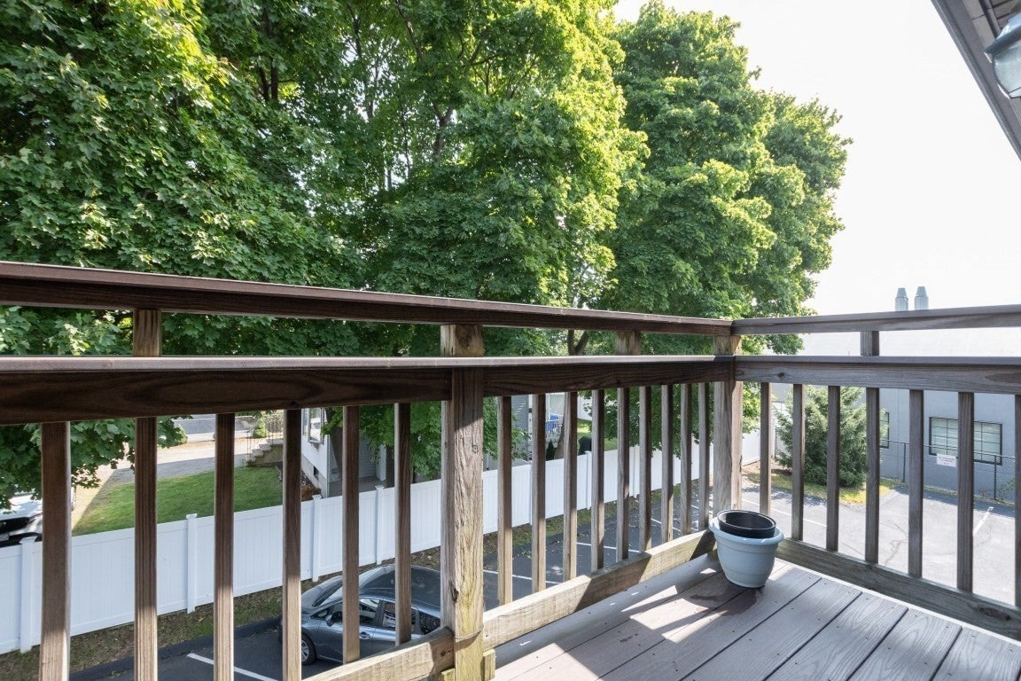 146 Willow Street #21, Waltham, MA Photo #10