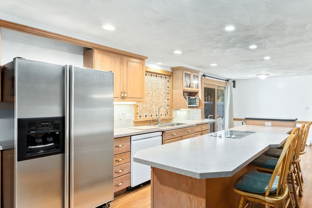 8 Rathbun Willard Drive