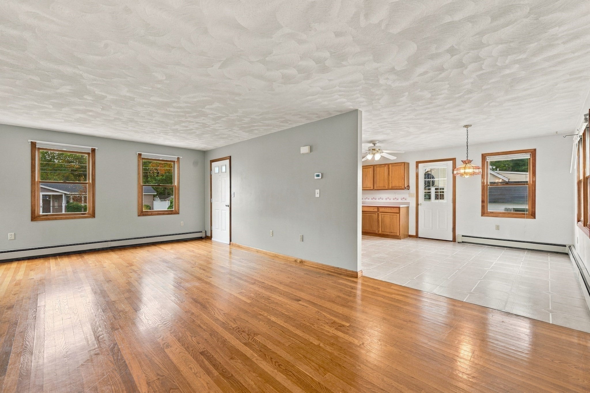 21 Bridle Rd, Billerica, MA Photo #11
