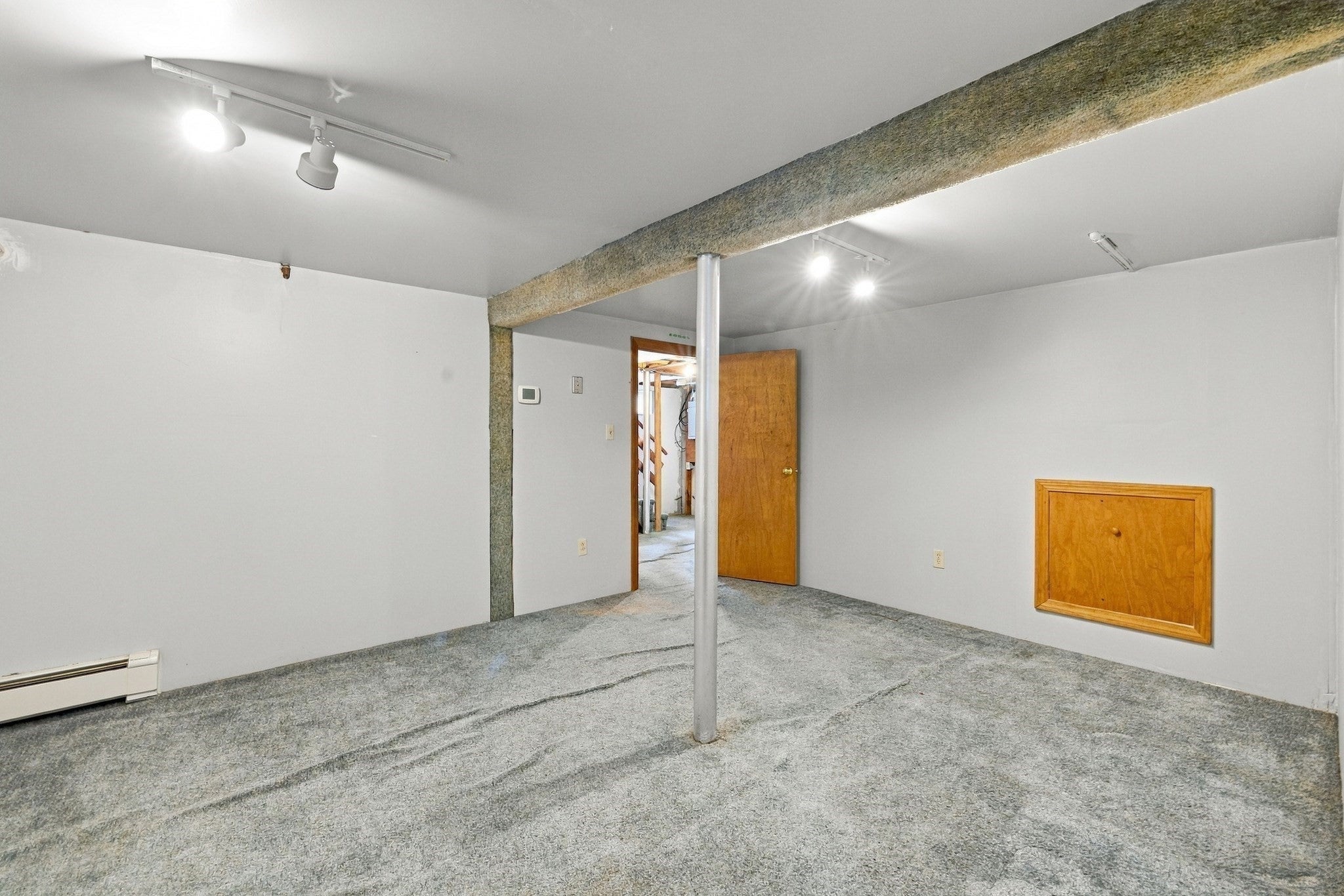 21 Bridle Rd, Billerica, MA Photo #32