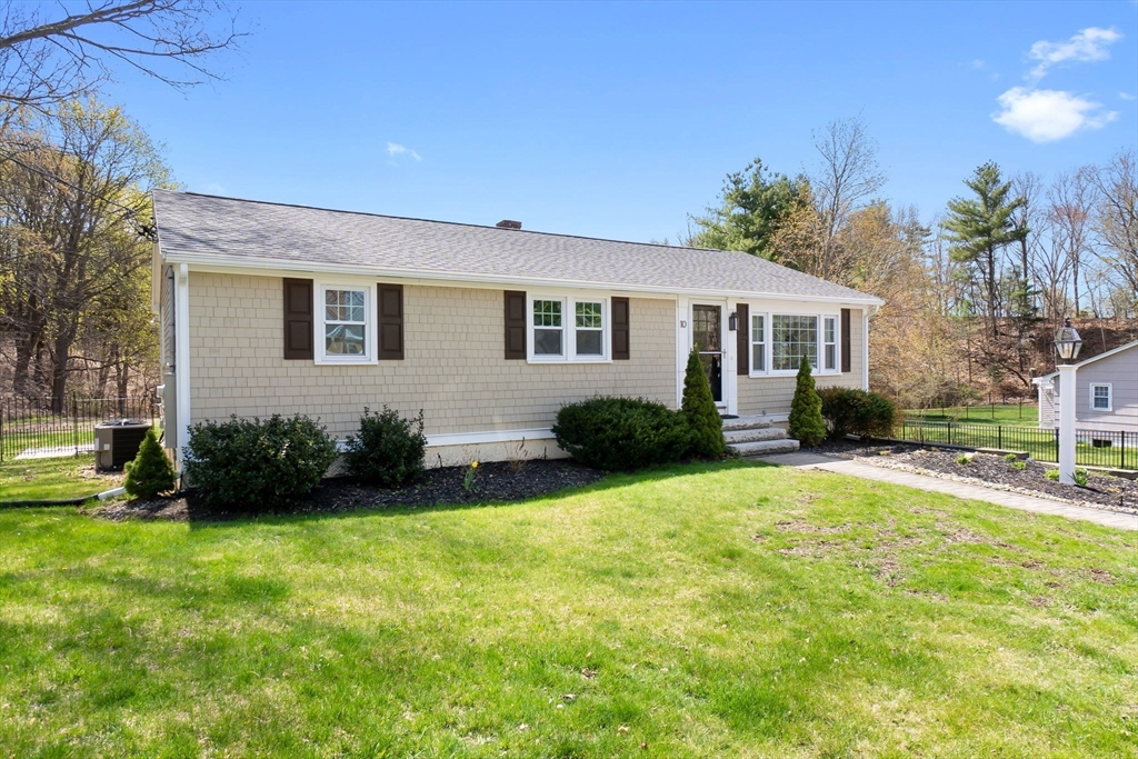 10 Hunter Dr