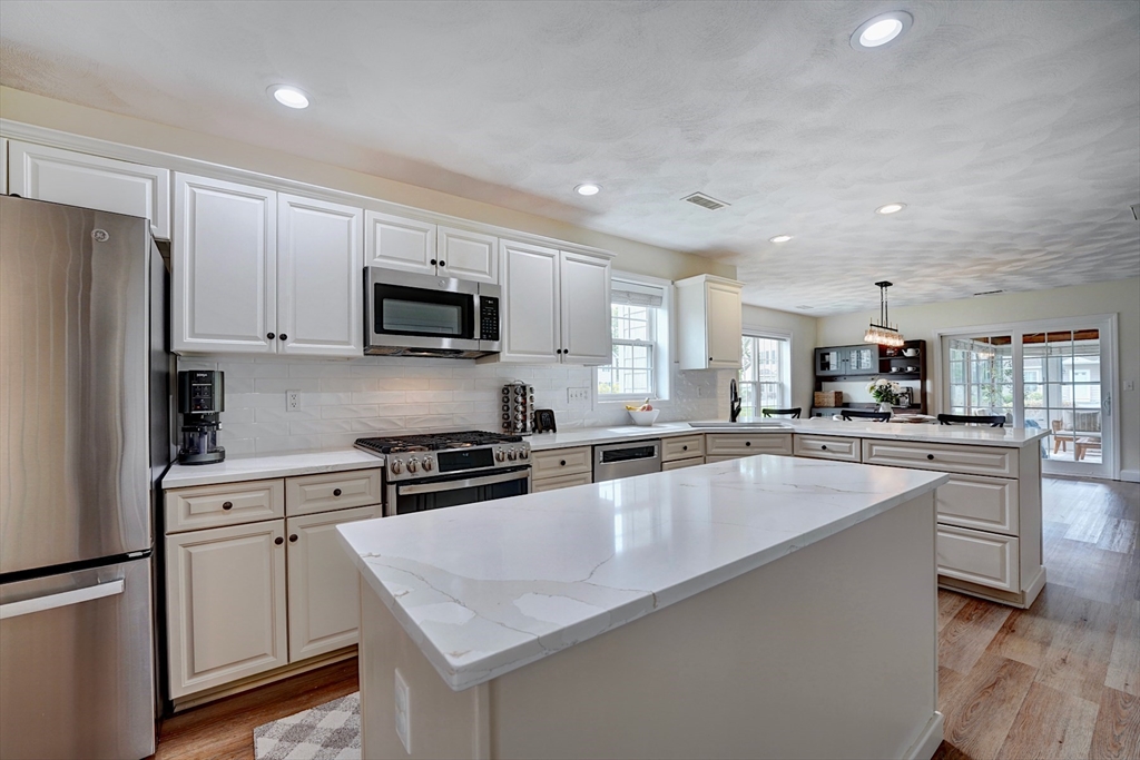 170 Beach Road 36