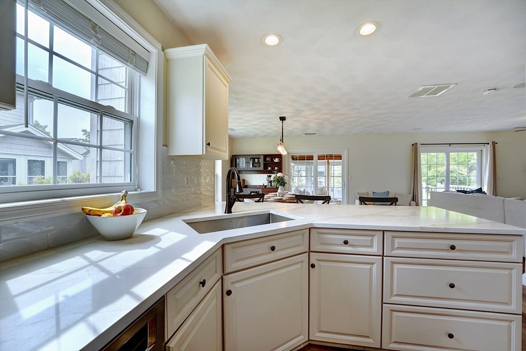 170 Beach Road 36