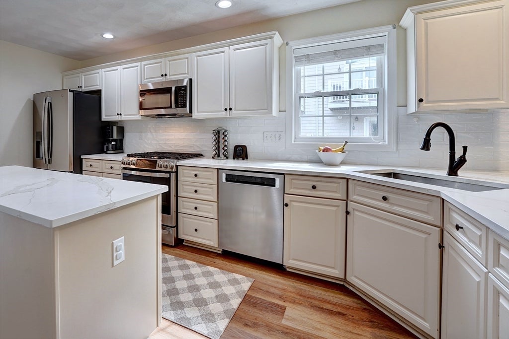170 Beach Road 36