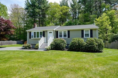 39 Skelton Rd Burlington MA 01803