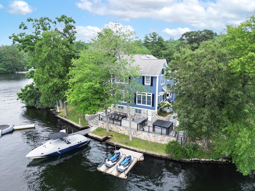 76 Pine Island Rd