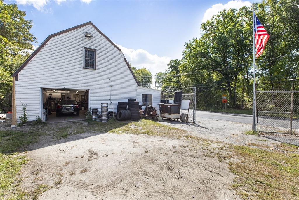 112 Providence Rd