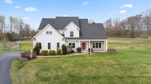 596 South St Shrewsbury MA 01545