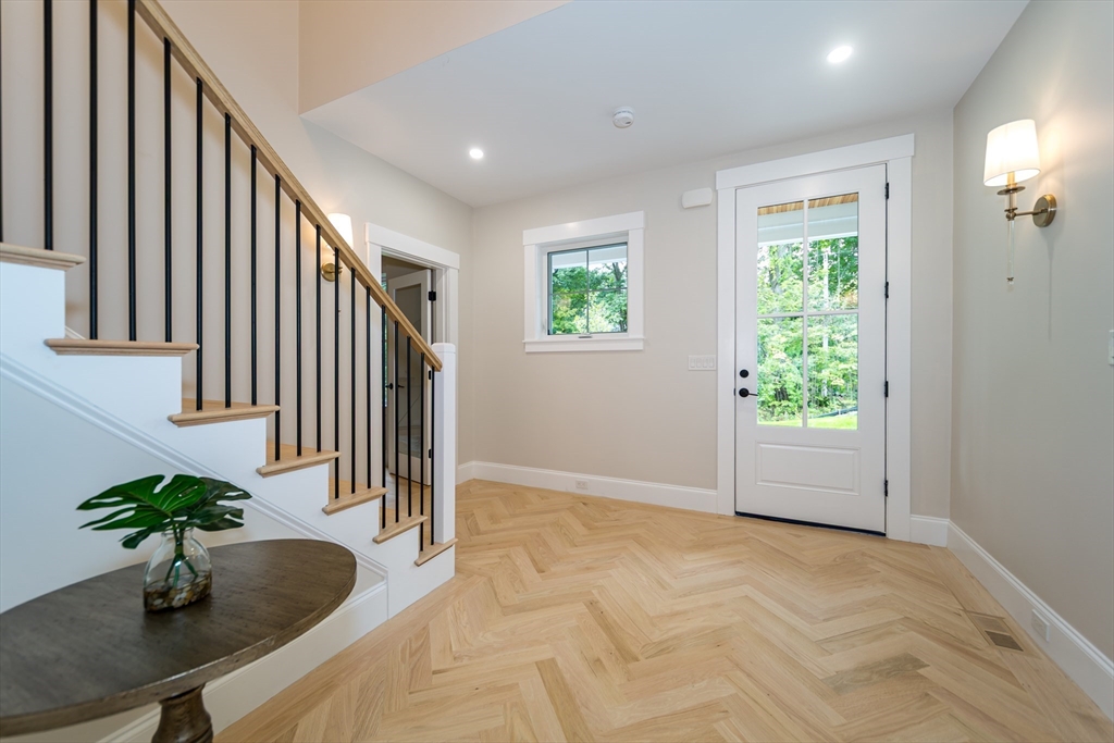 19 Morrill Dr