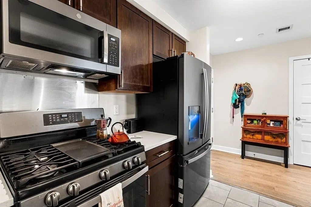 130 John St #459, Lowell, MA, 130 John St #459, Lowell, MA Photo #18