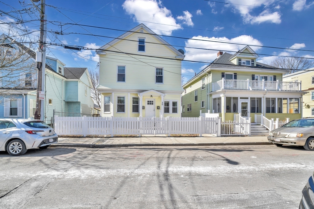 30 Hiawatha Rd #(#2), Boston, MA, 30 Hiawatha Rd #(#2), Boston, MA Photo #2