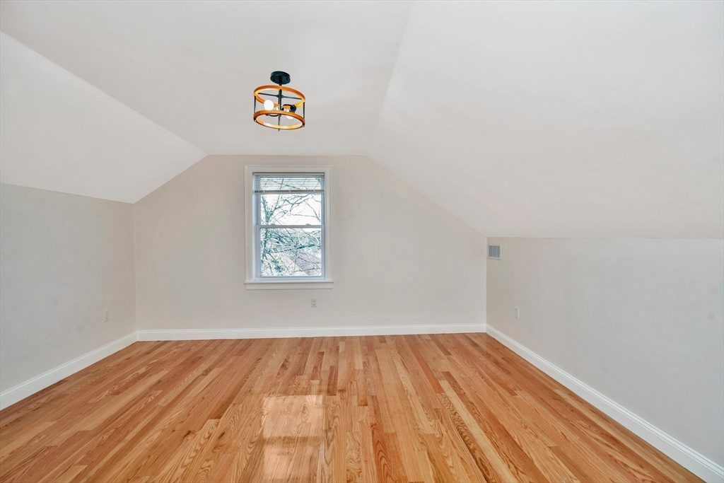 30 Hiawatha Rd #(#2), Boston, MA, 30 Hiawatha Rd #(#2), Boston, MA Photo #12