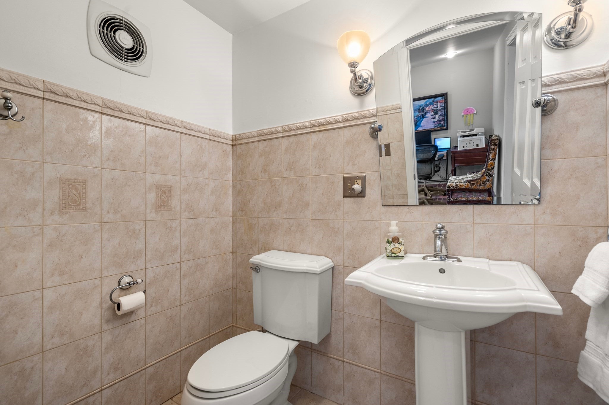 15 Loveland St #15, Brookline, MA, 15 Loveland St #15, Brookline, MA Photo #24