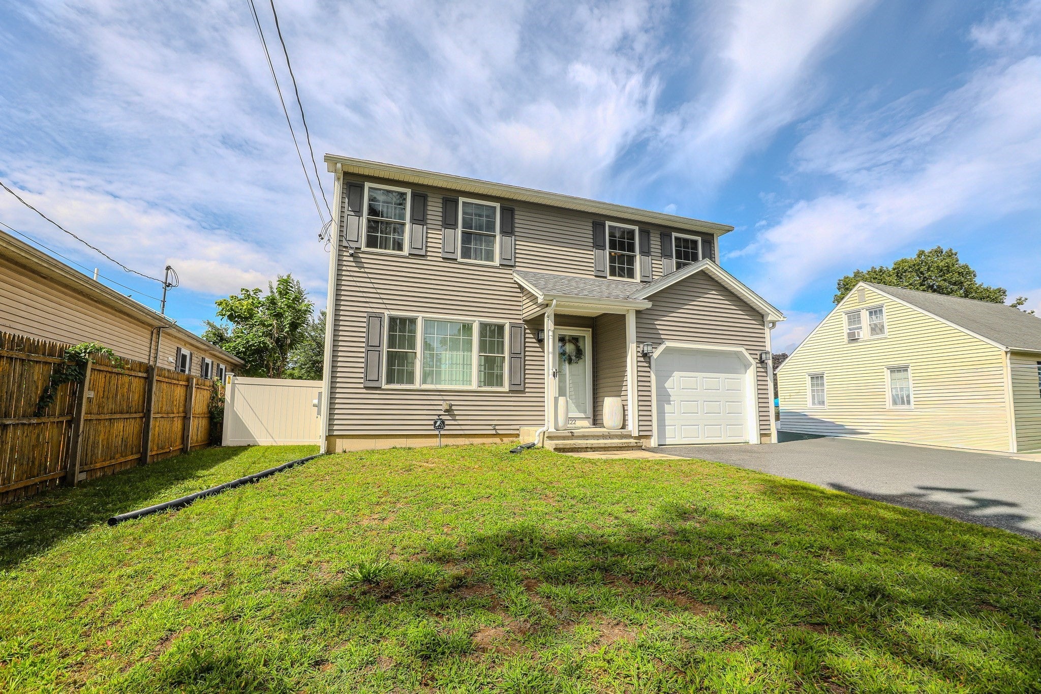 122 Ambrose St, Springfield, MA Photo #1