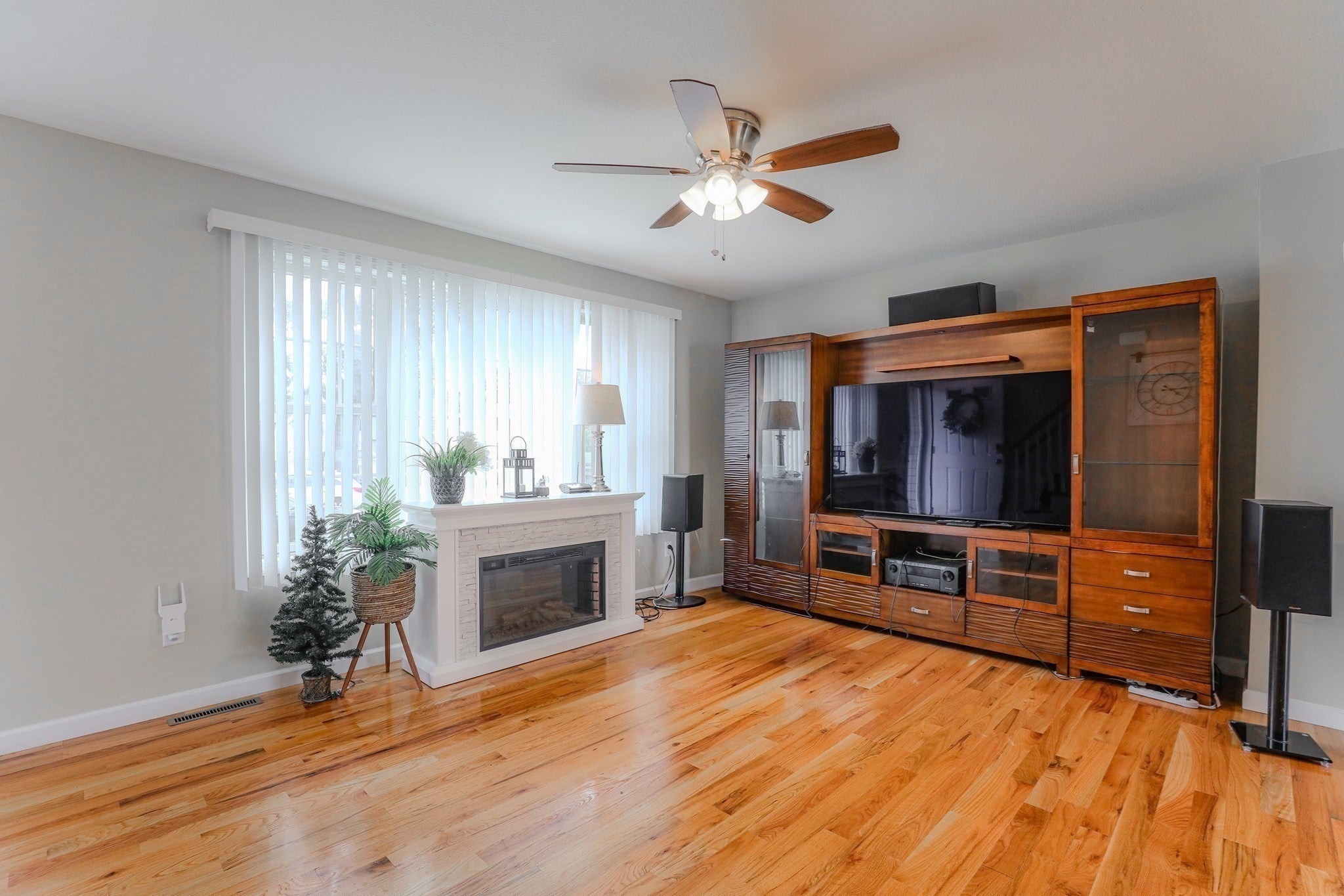 122 Ambrose St, Springfield, MA Photo #6