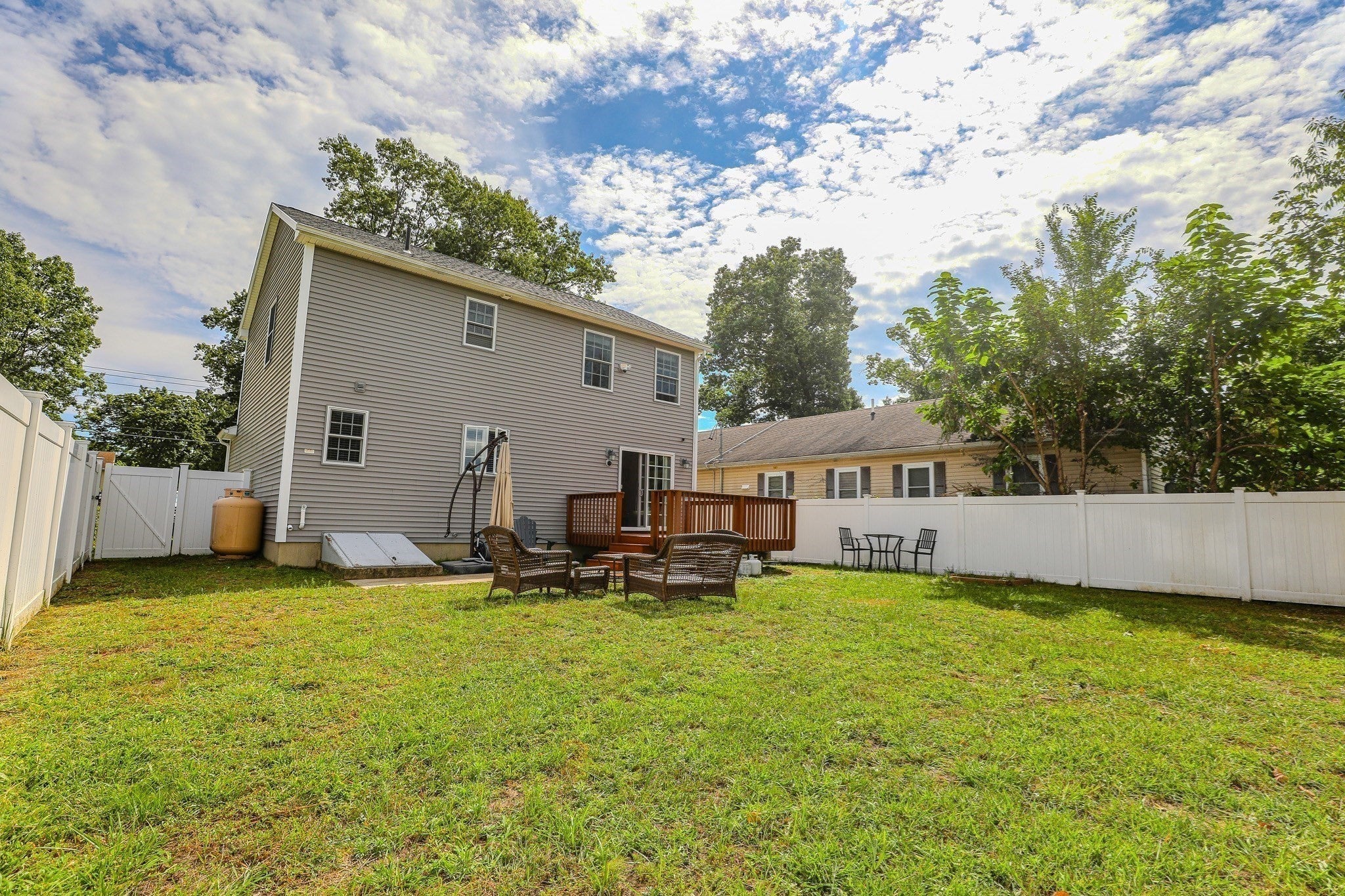 122 Ambrose St, Springfield, MA Photo #35