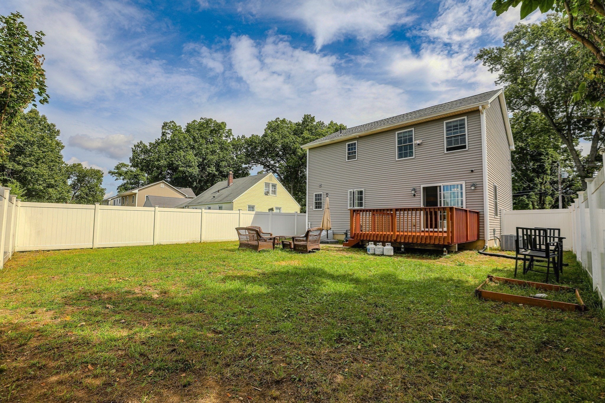 122 Ambrose St, Springfield, MA Photo #33