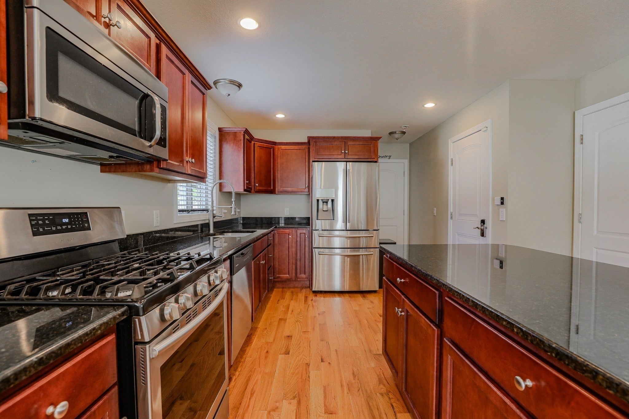 122 Ambrose St, Springfield, MA Photo #15