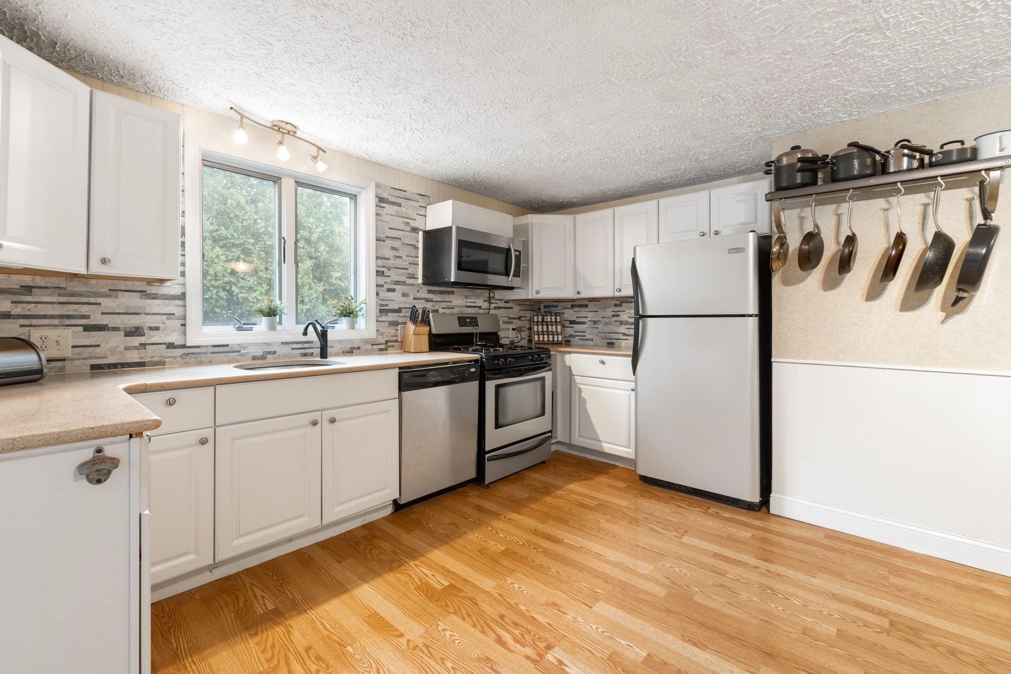 37 Winter St, Wayland, MA, 37 Winter St, Wayland, MA Photo #9