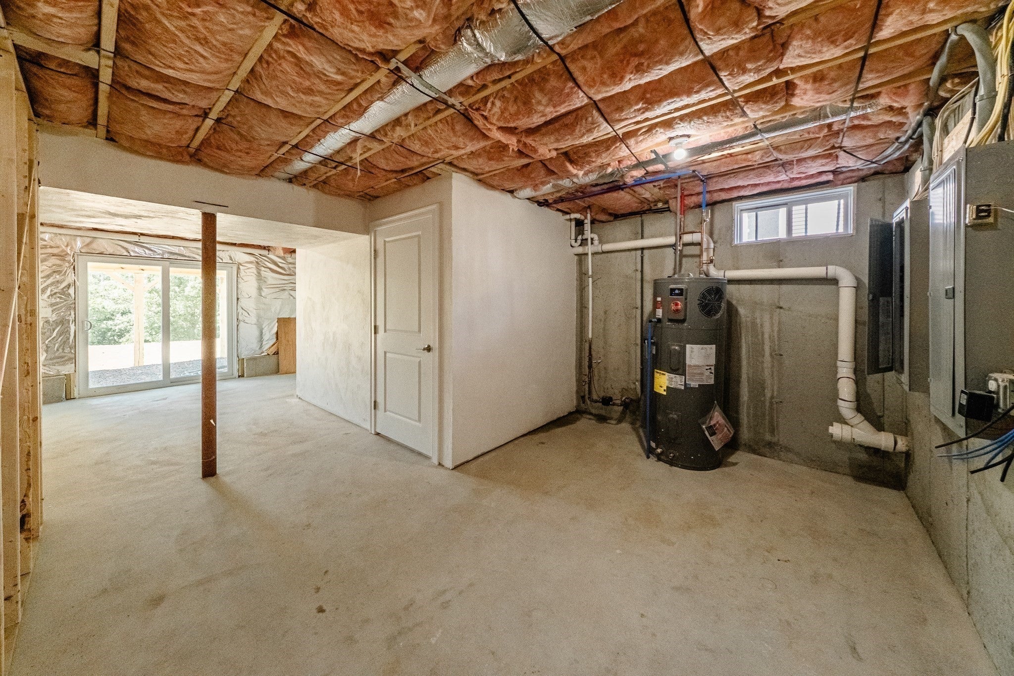 16 Strongwater Drive, Salem, MA Photo #28