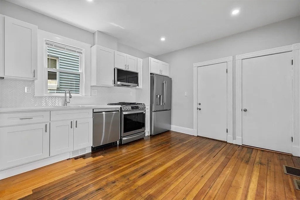 29 Magnolia St #1, Boston, MA, 29 Magnolia St #1, Boston, MA Photo #3