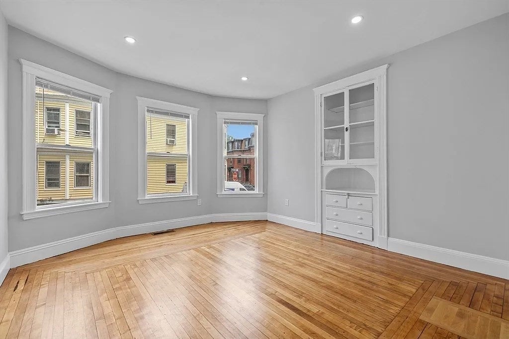 29 Magnolia St #1, Boston, MA, 29 Magnolia St #1, Boston, MA Photo #6