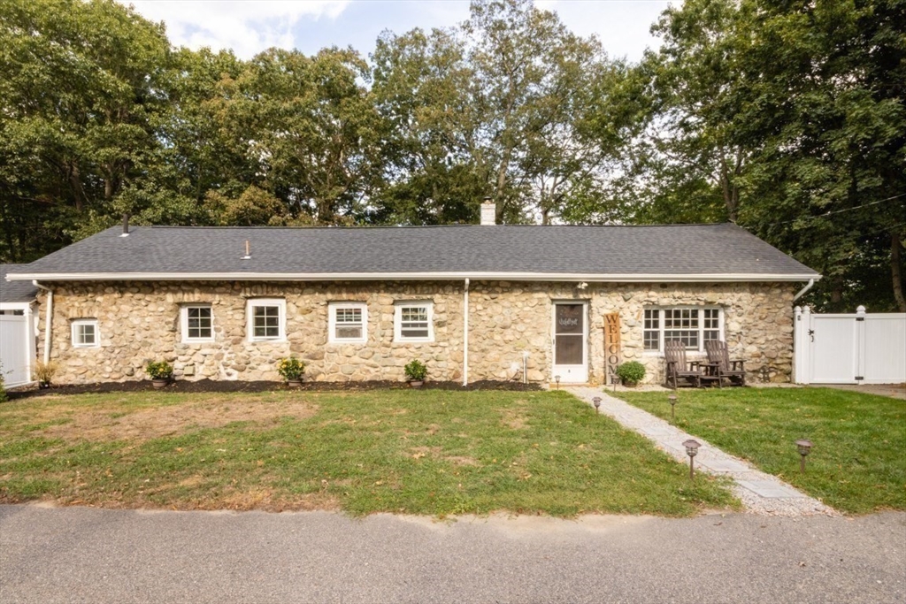 8 Old Fisher Ln