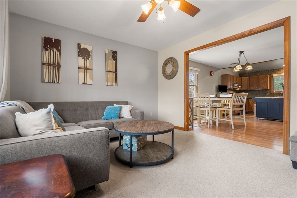 4 Dorianna Cir