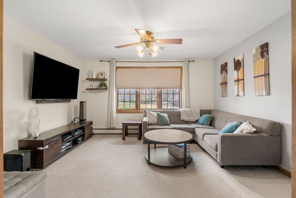 4 Dorianna Cir