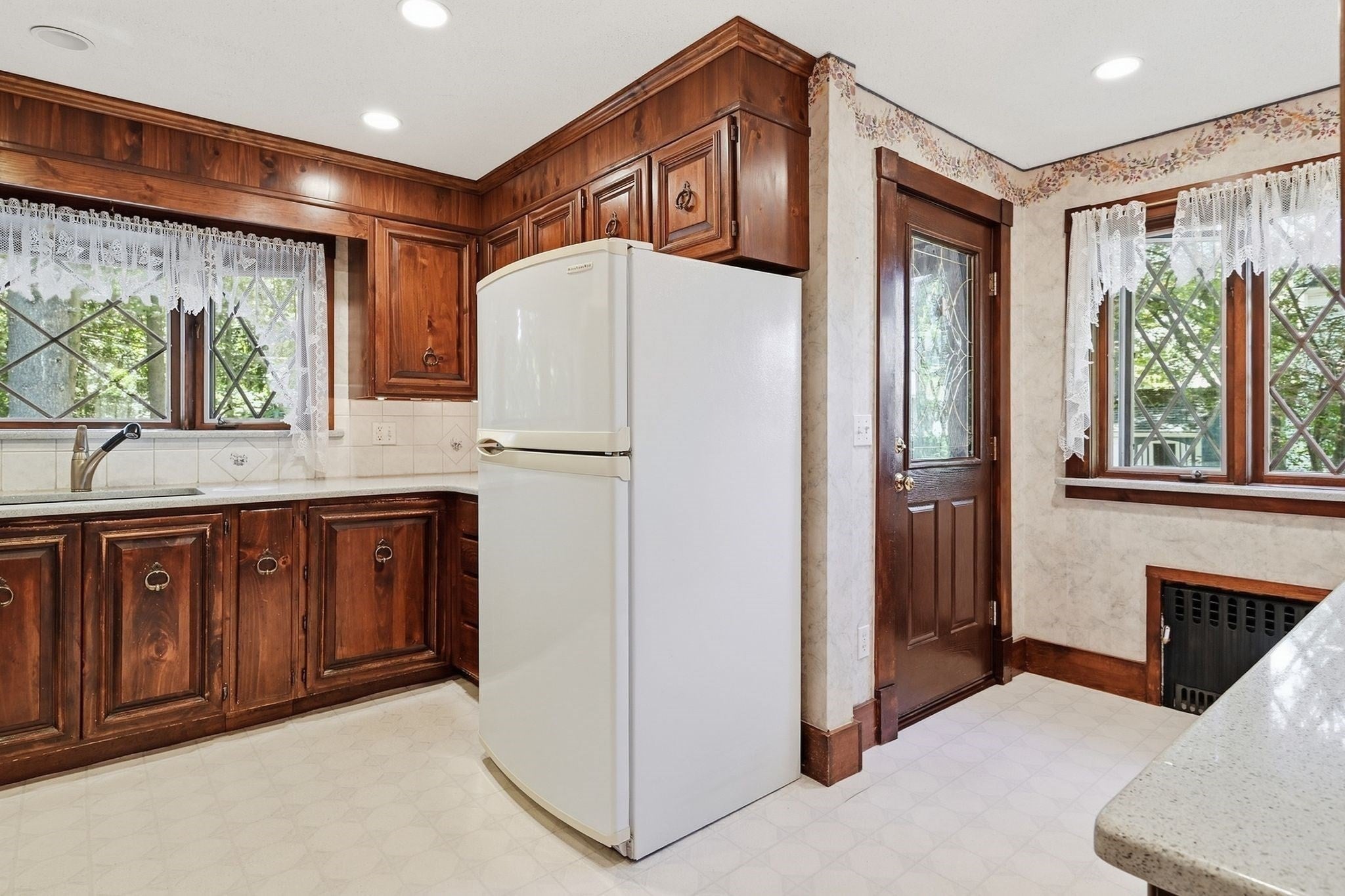 46 Rush St, Springfield, MA, 46 Rush St, Springfield, MA Photo #18