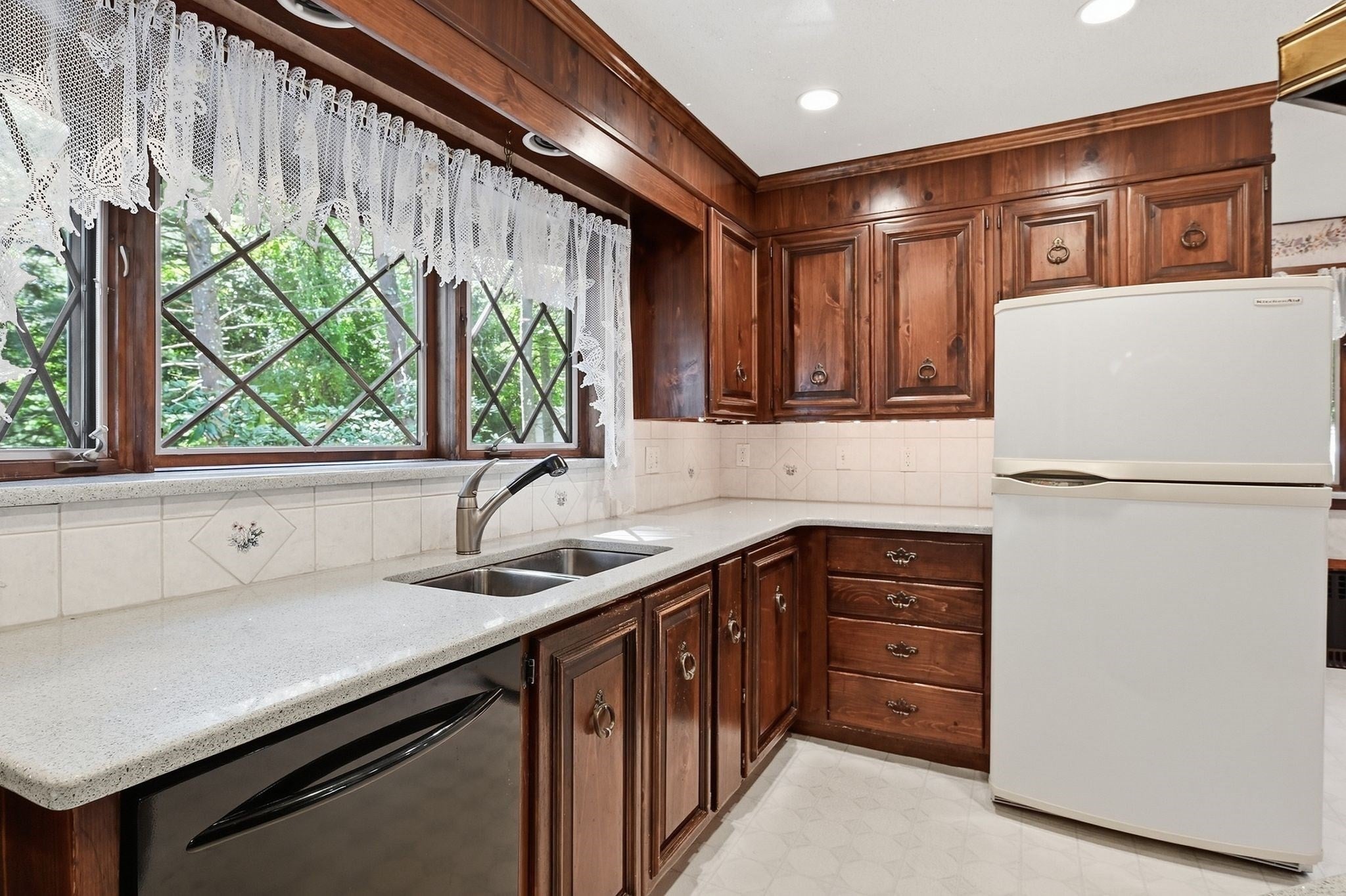 46 Rush St, Springfield, MA, 46 Rush St, Springfield, MA Photo #16