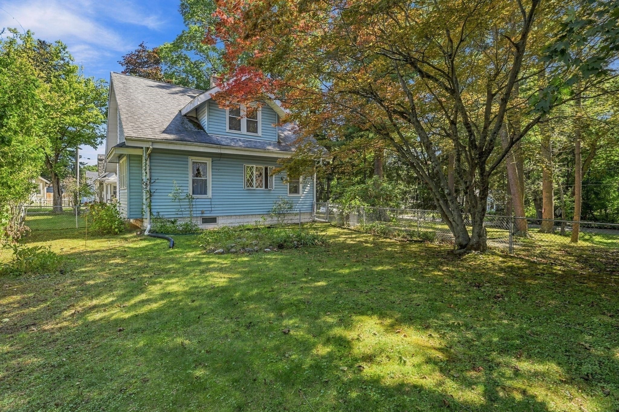 46 Rush St, Springfield, MA, 46 Rush St, Springfield, MA Photo #6