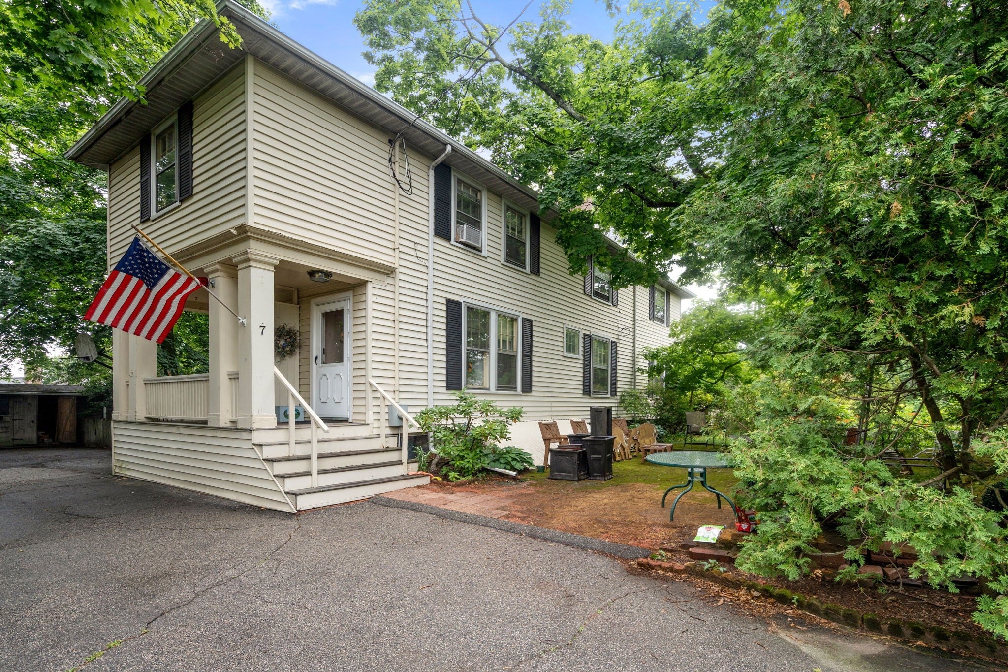 7 Park Cir