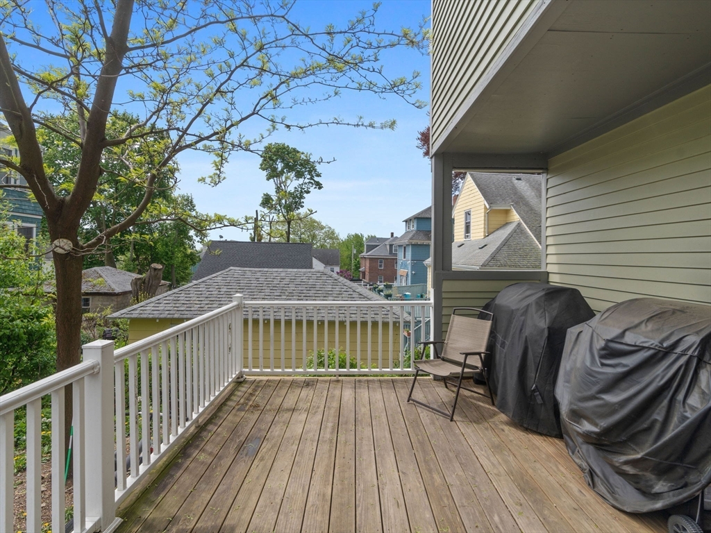 33 Franklin St