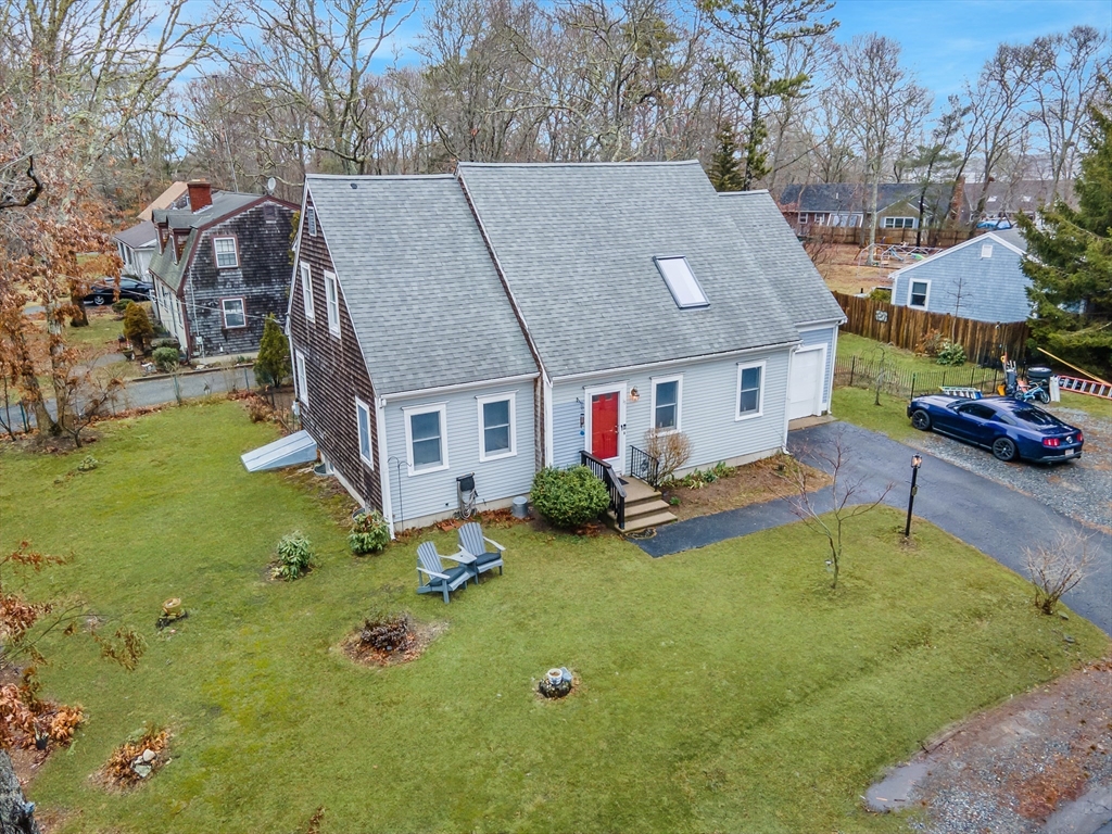 15 Florence Ave