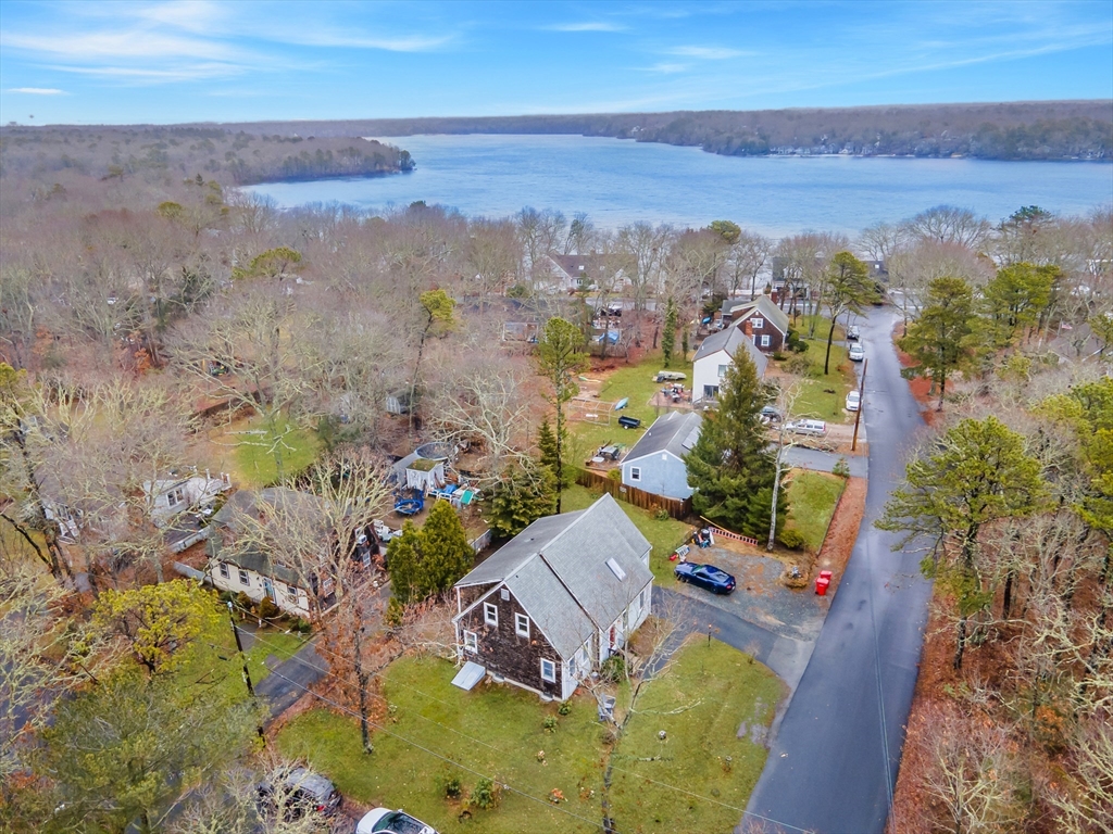 15 Florence Ave