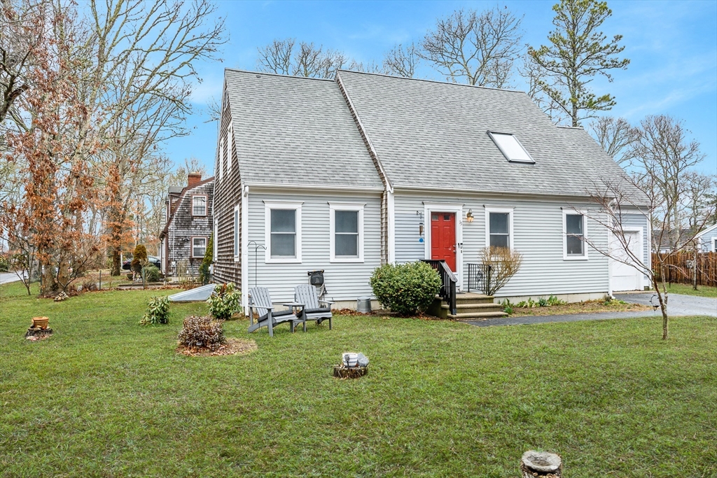 15 Florence Ave