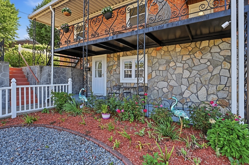 140 Ruskin St