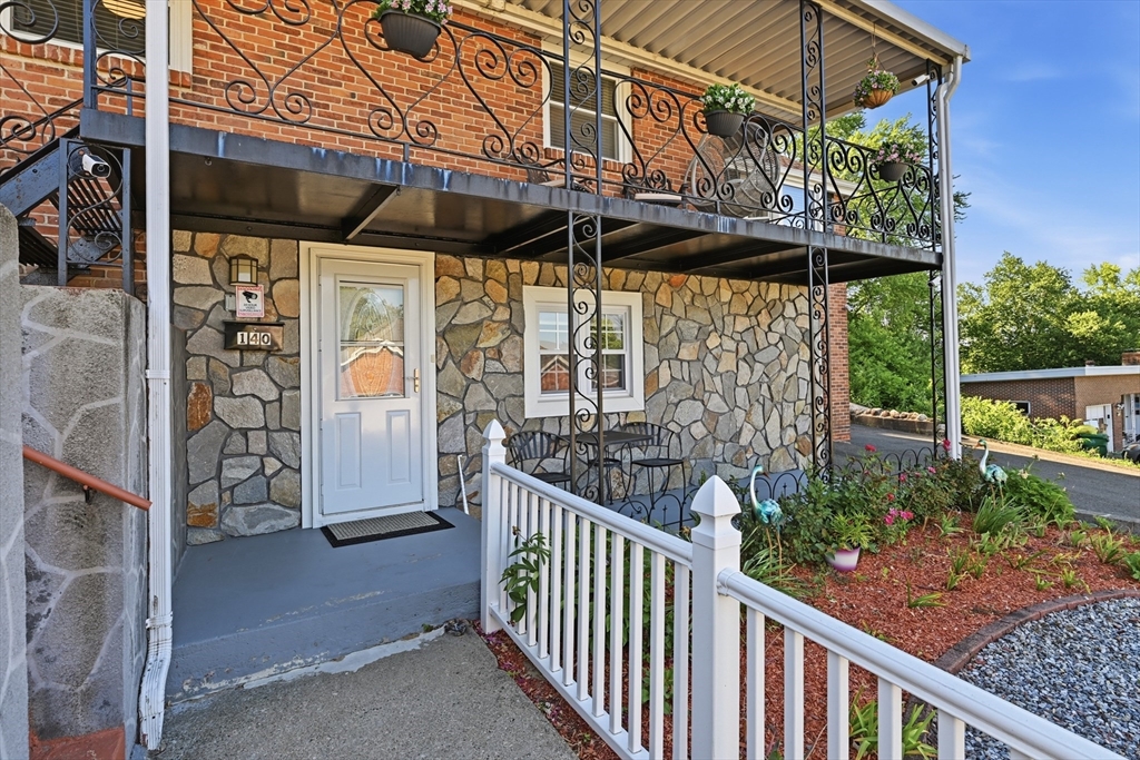 140 Ruskin St