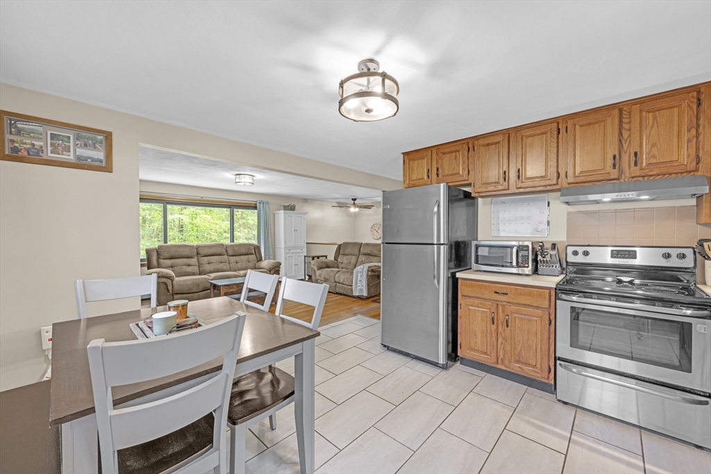 16 Fuller Rd