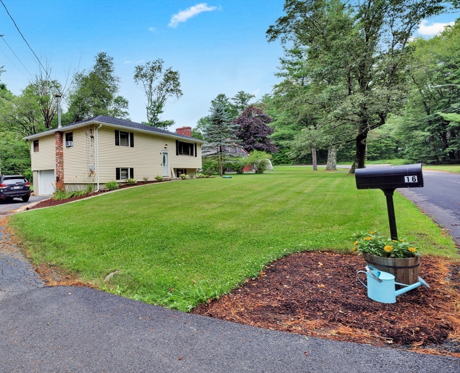 16 Fuller Rd