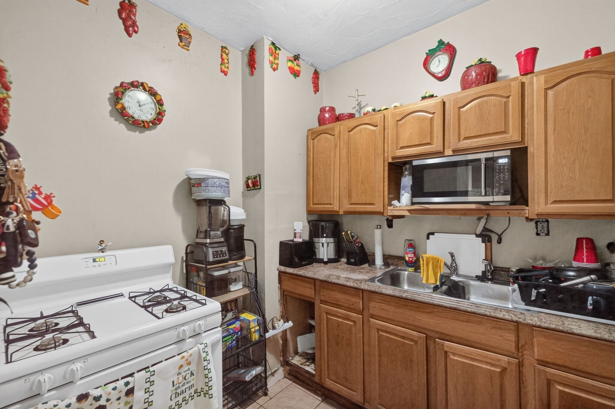 504 Peckham St, Fall River, MA, 504 Peckham St, Fall River, MA Photo #22