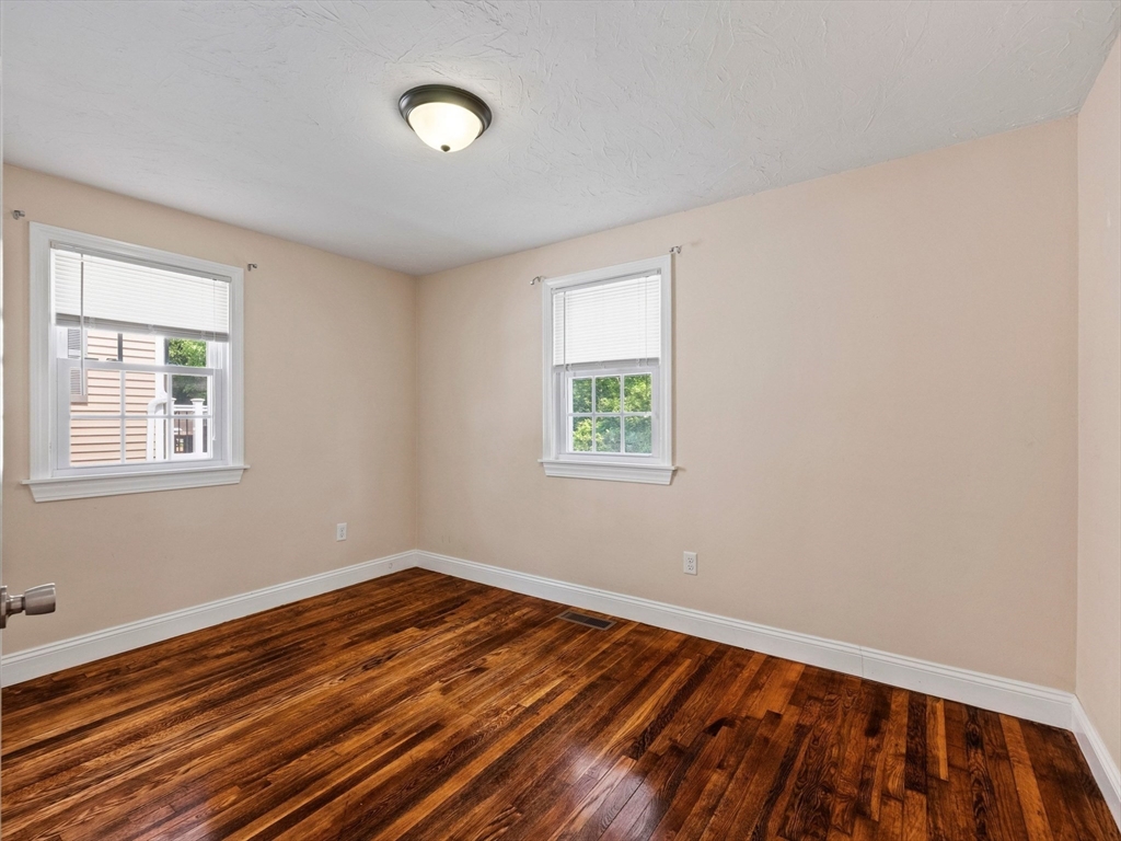 55 Algonquin Drive, Tewksbury, MA, 55 Algonquin Drive, Tewksbury, MA Photo #15