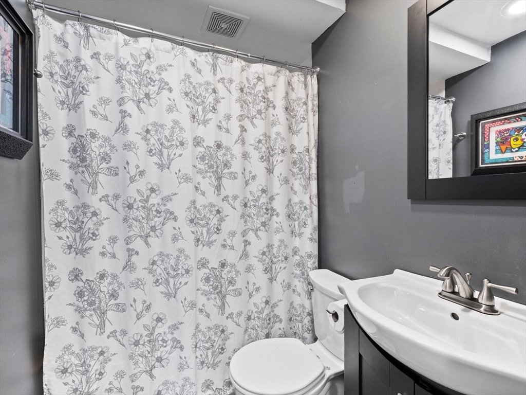 55 Algonquin Drive, Tewksbury, MA, 55 Algonquin Drive, Tewksbury, MA Photo #11