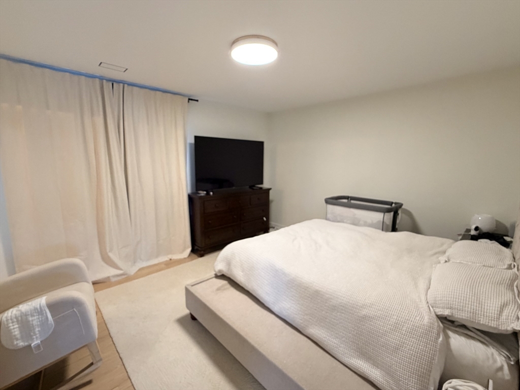70 Upsala St, Worcester, MA Photo #25