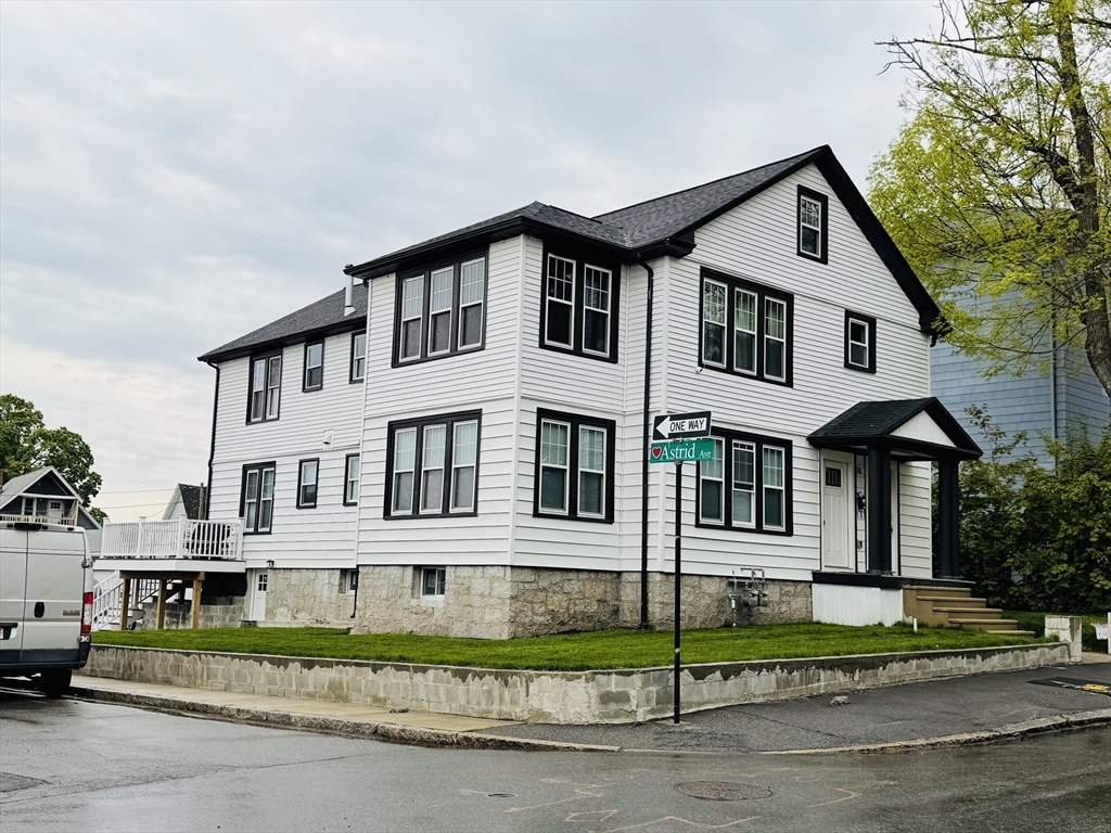 70 Upsala St, Worcester, MA Photo #32