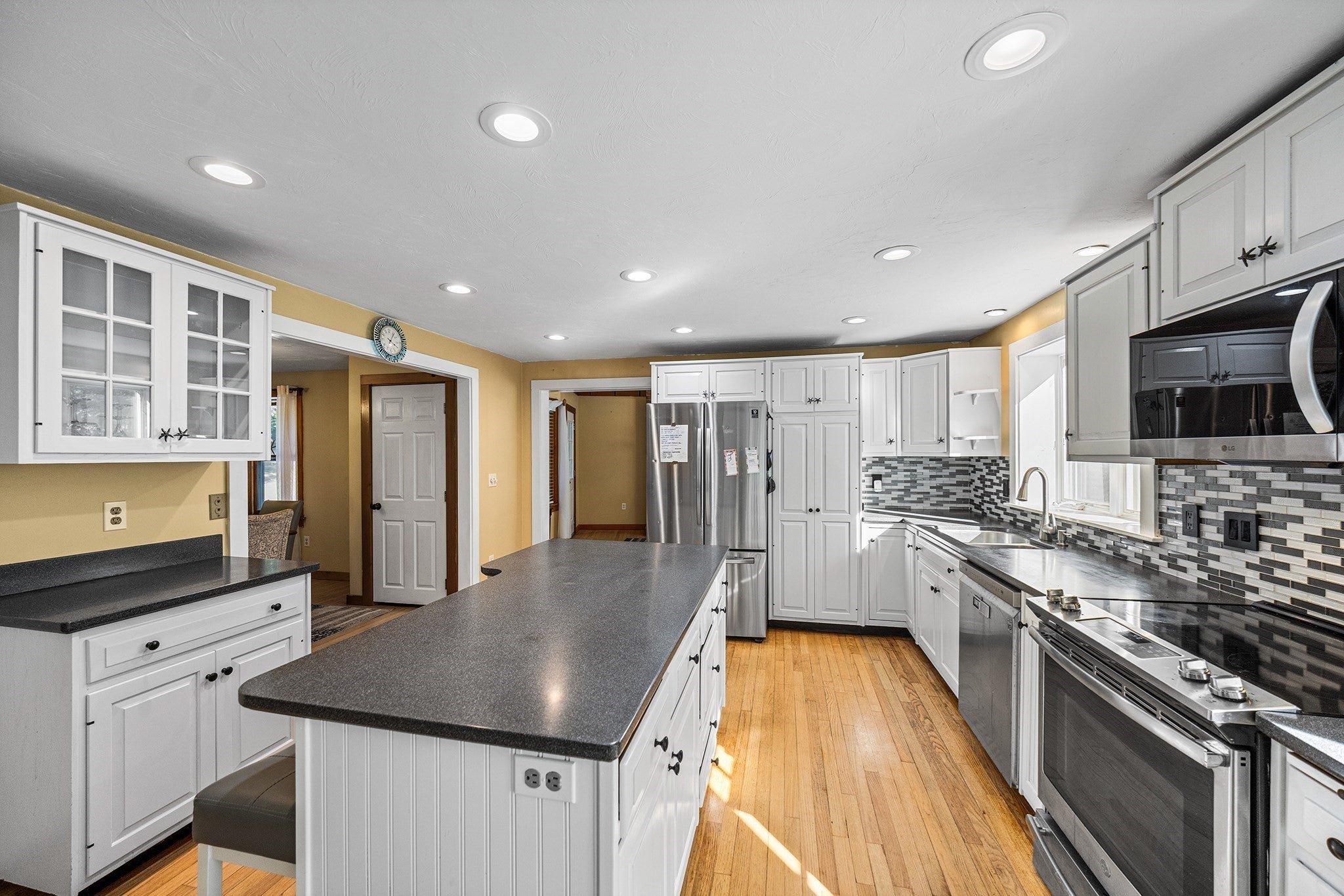 559 Old Jail Ln, Barnstable, MA, 559 Old Jail Ln, Barnstable, MA Photo #9